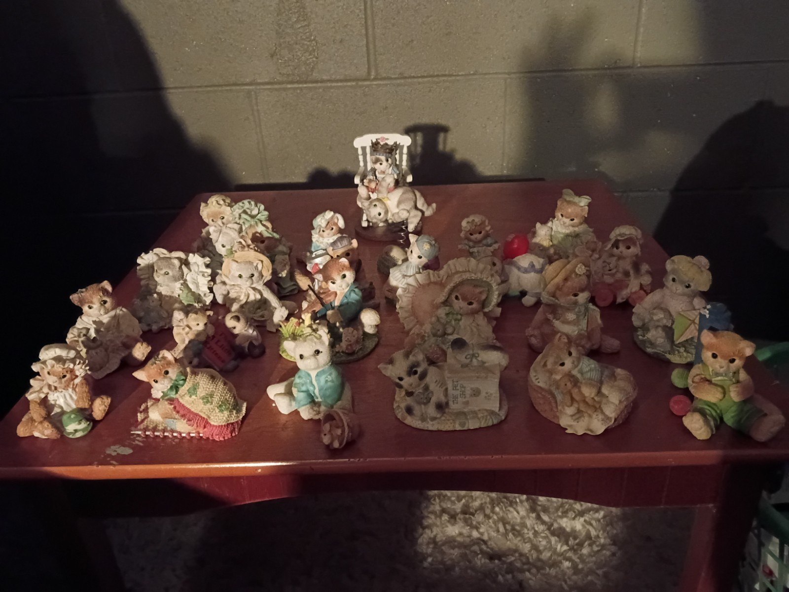 Vintage Enesco Calico Kittens By Priscilla Hillman. 21 Figurines. Vintage Enesco Calico Kittens By Priscilla Hillman. 21 Figurines.