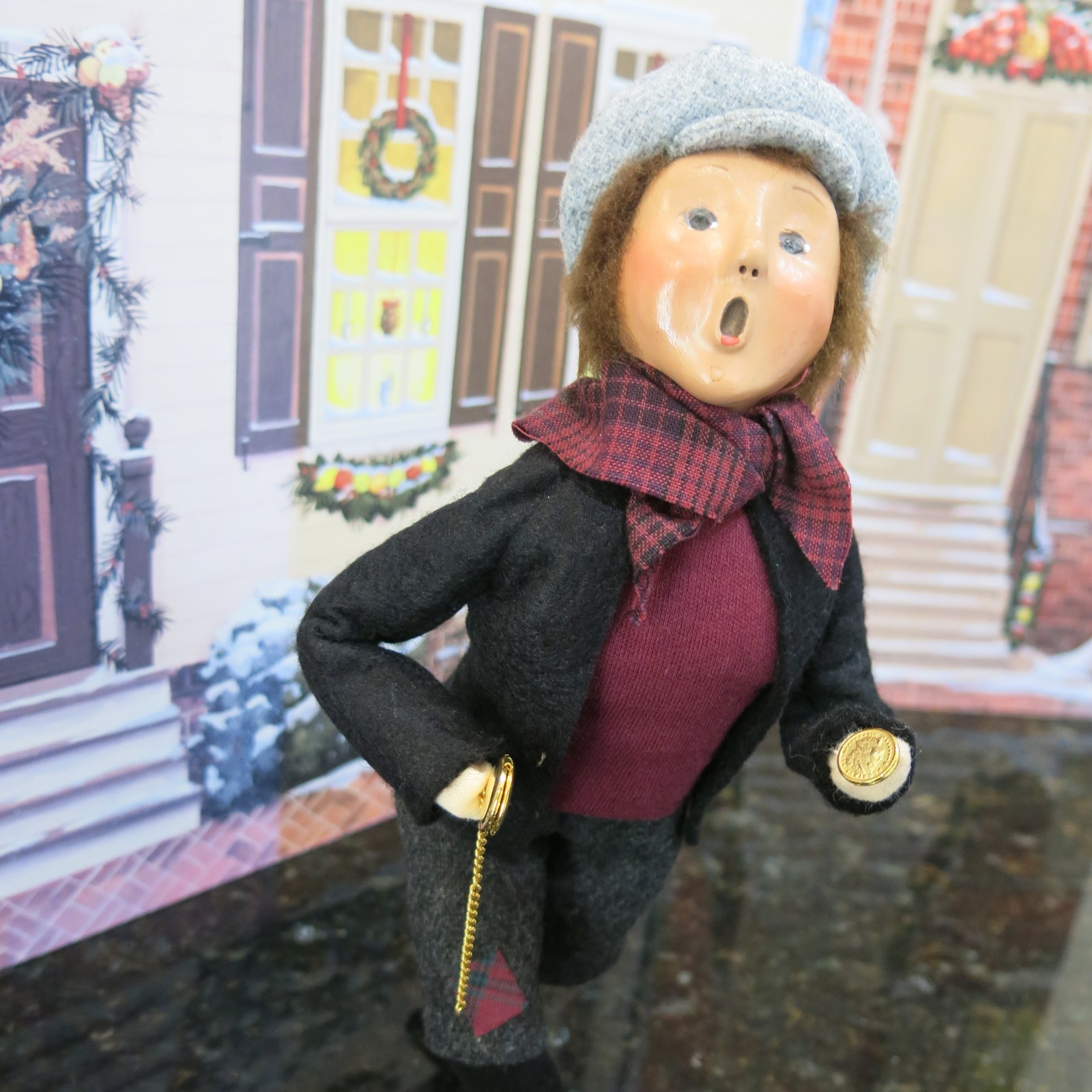 SPECIAL This one is called Byers Choice Days Signed  2001 Caroler $38.00 (Lot4)