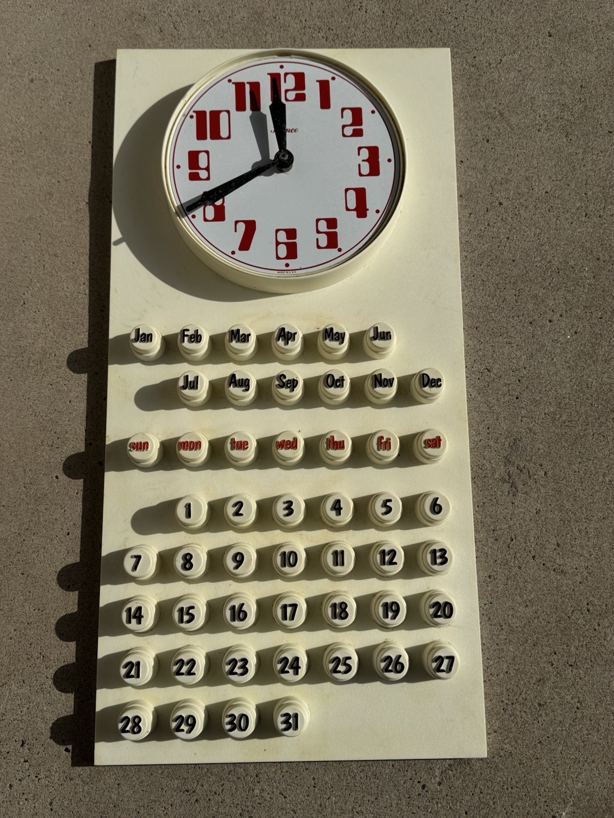 Vintage 1970s Perpetual Calendar Wall Clock by Burkwood Homco *Not Tested Vintage 1970s Perpetual Calendar Wall Clock by Burkwood Homco *Not Tested