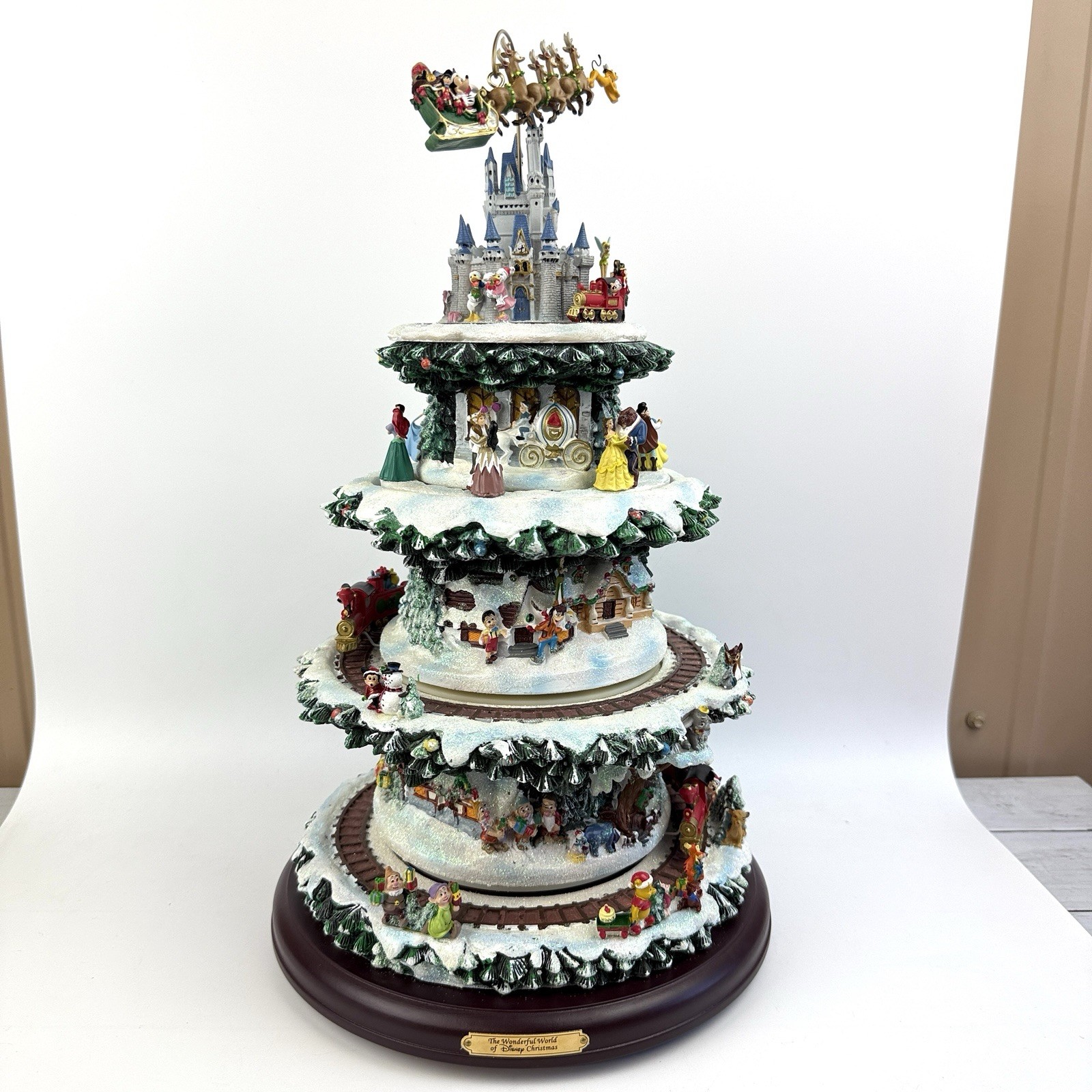Wonderful World Of Disney Animated Christmas Tree Hawthorne Village Musical COA