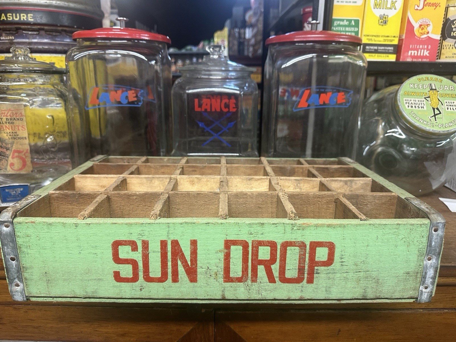 NICE VINTAGE SUNDROP BOTTLE CRATE GRANITE FALLS NC CHEERWINE CRUSH ORANGE SIGN