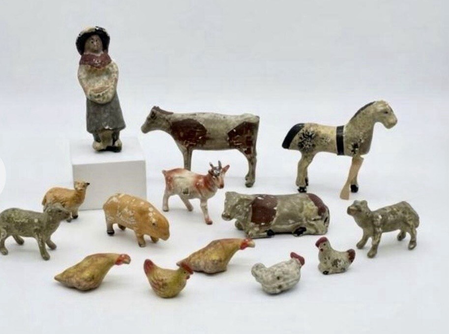 Vintage Folk Art Chalkware Farm Animals Figure Lot Cow Horse Pig Chickens