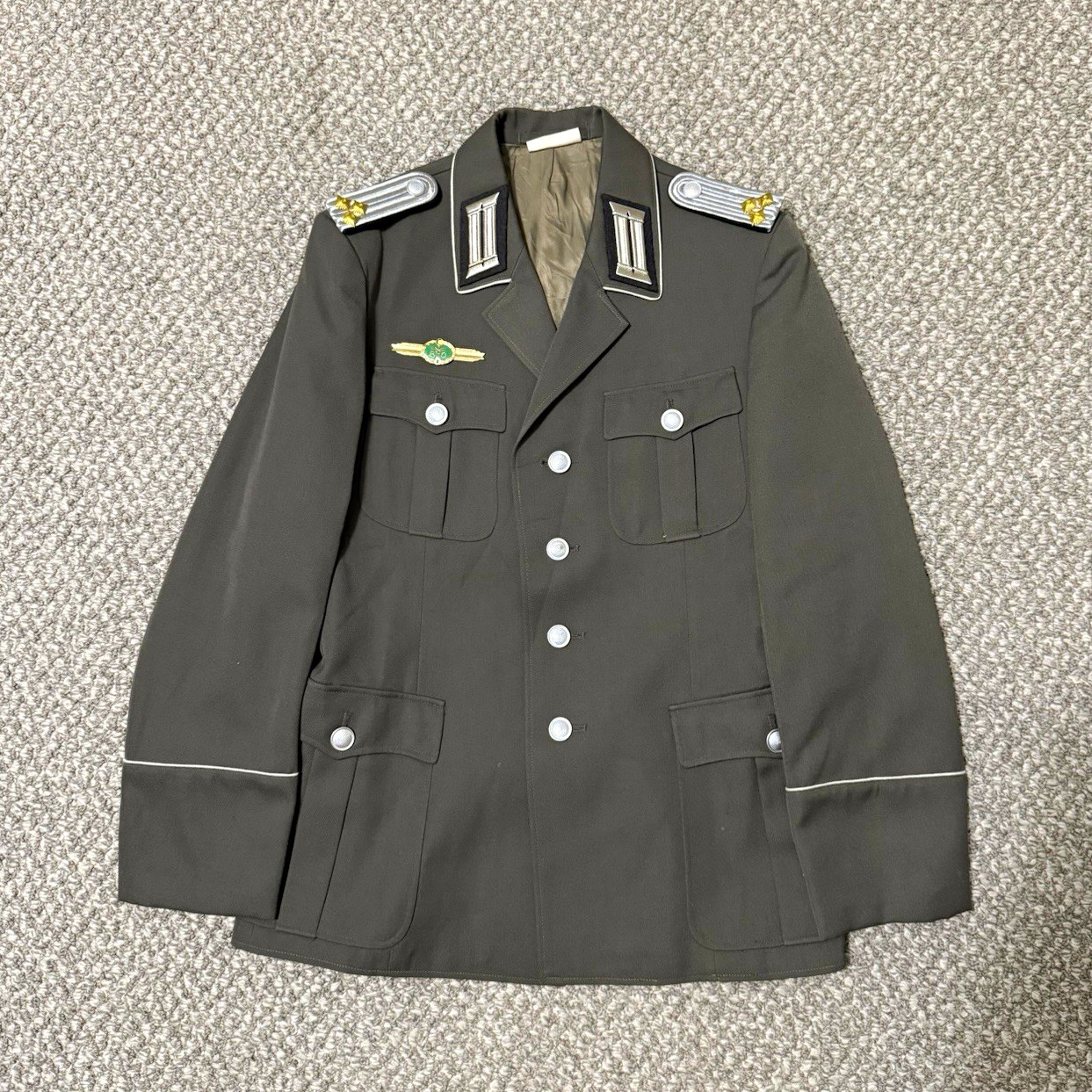 East German Army NVA Complete Uniform for a Medical Corps First Lieutenant 