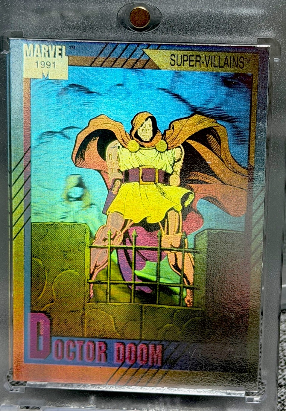Doctor Doom 90’s Marvel Universe Hologram INSERT SSP Doomsday Rainbow Holo RARE