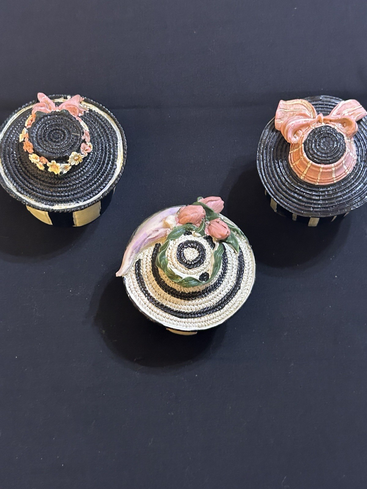 Lot Of 3 Vintage Dezine resin trinket boxes. Lot Of 3 Vintage Dezine resin trinket boxes.