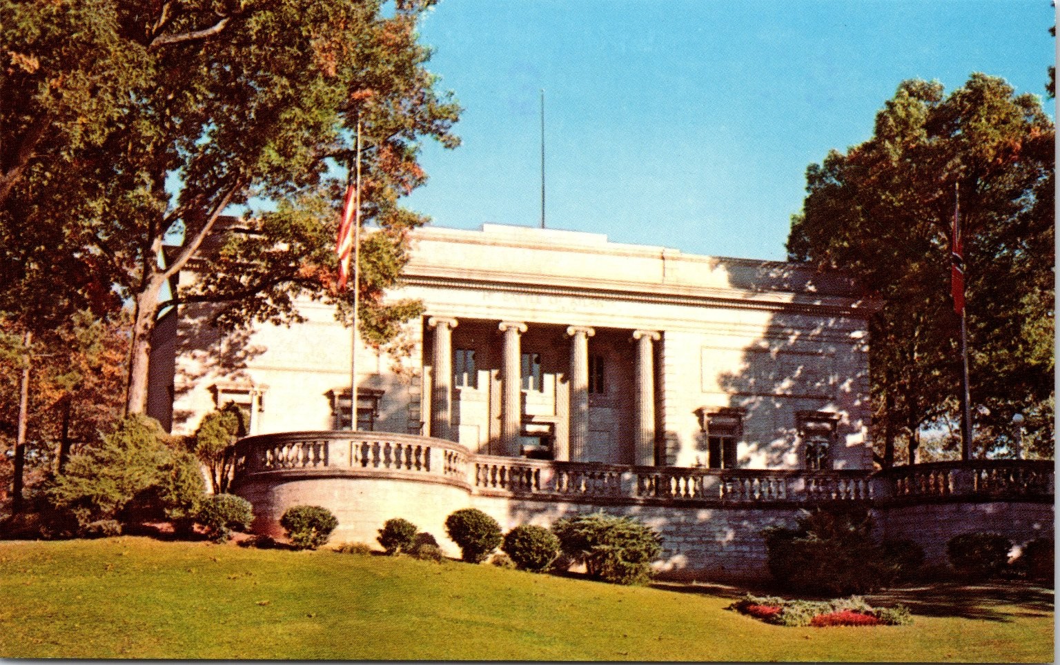 Atlanta Georgia GA Cyclorama Building Grant Park Vintage 1969 Postcard US Flag Atlanta Georgia GA Cyclorama Building Grant Park Vintage 1969 Postcard US Flag