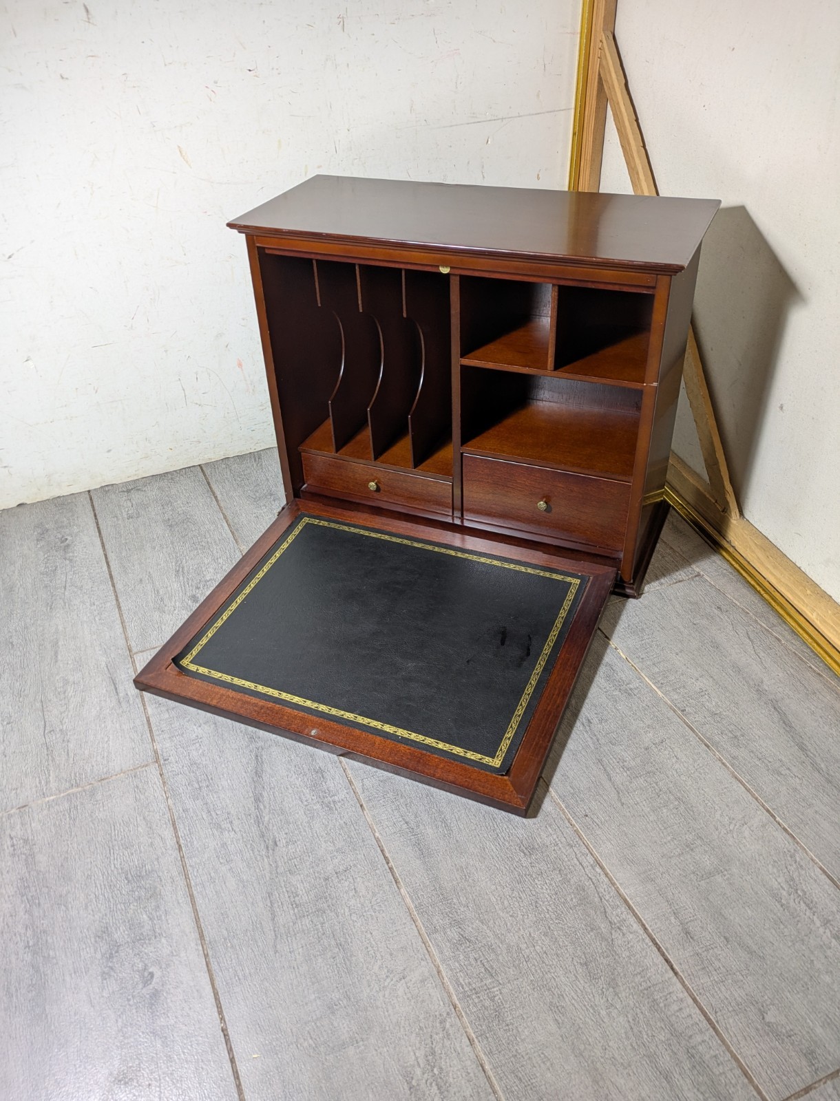 Vintage Bombay Company Mahogany Secretary Desk Drop Front Desktop Organizer T74