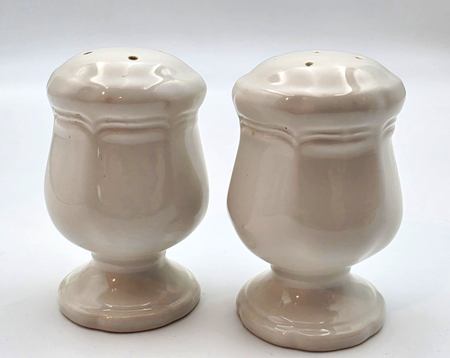 Vintage Mikasa French Countryside Salt & Pepper Shakers Set 2pc Marked JAPAN-E