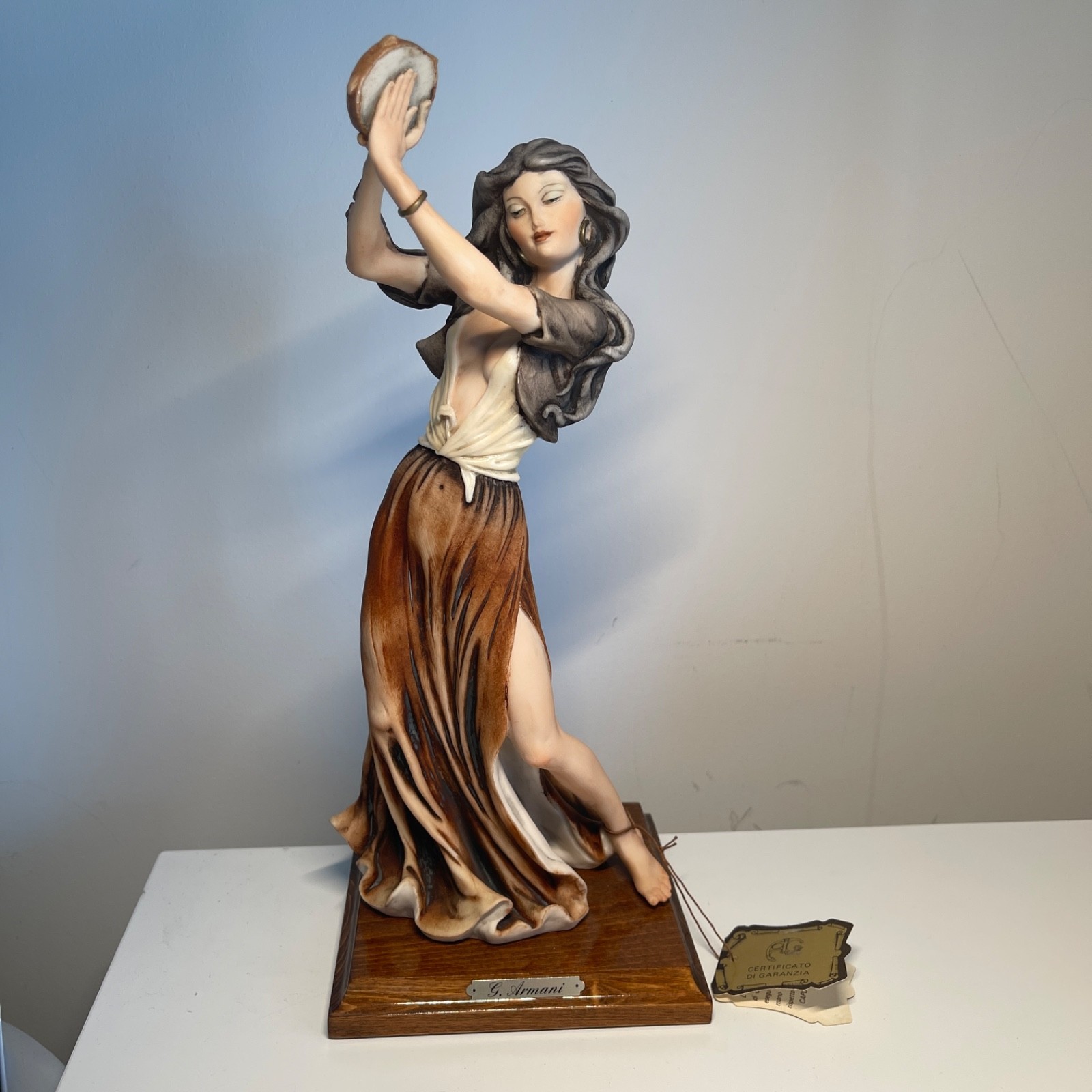 RARE SIGNED 14\'\' Giuseppe Armani Gypsy Tambourine Dancer Capodimote Figurines