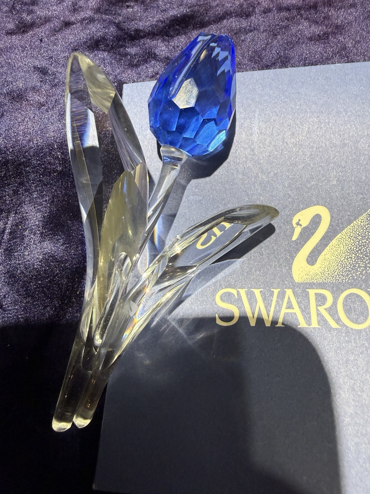 swarovski flower figurine - blue swarovski flower figurine - blue