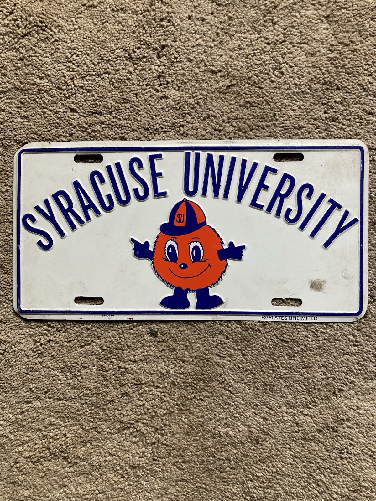 Syracuse University Metal License Plate  - Nice