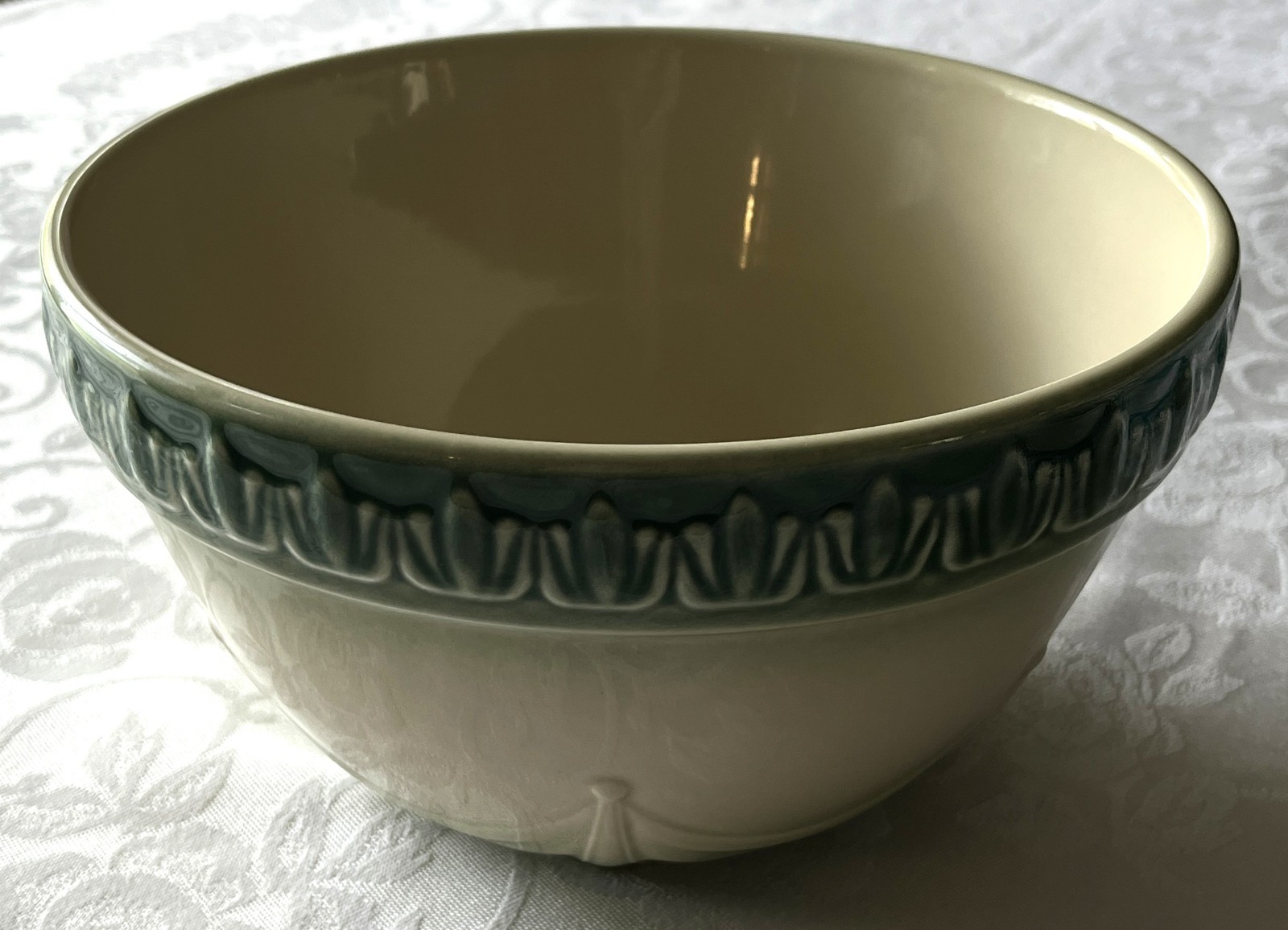 Longaberger Bowl American Craft Ivy 8\