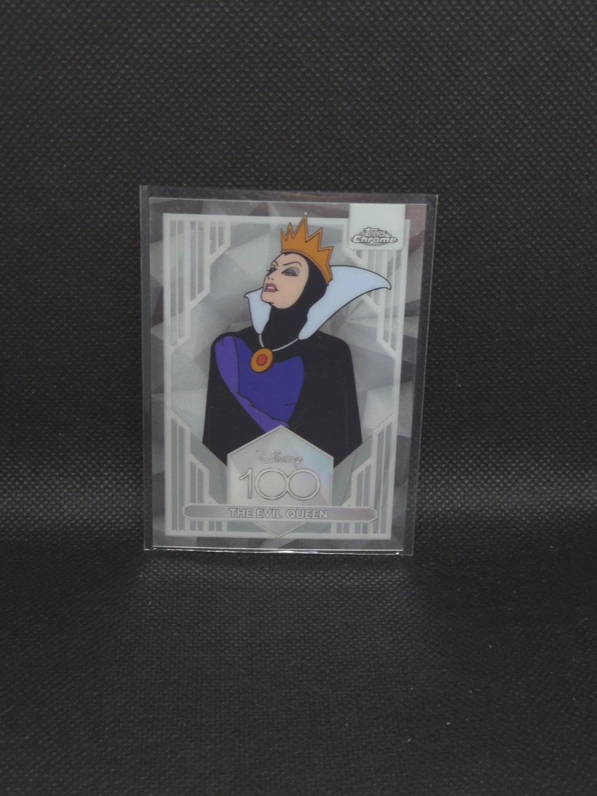 The Evil Queen 2023 Topps Chrome Disney Base #76 The Evil Queen 2023 Topps Chrome Disney Base #76