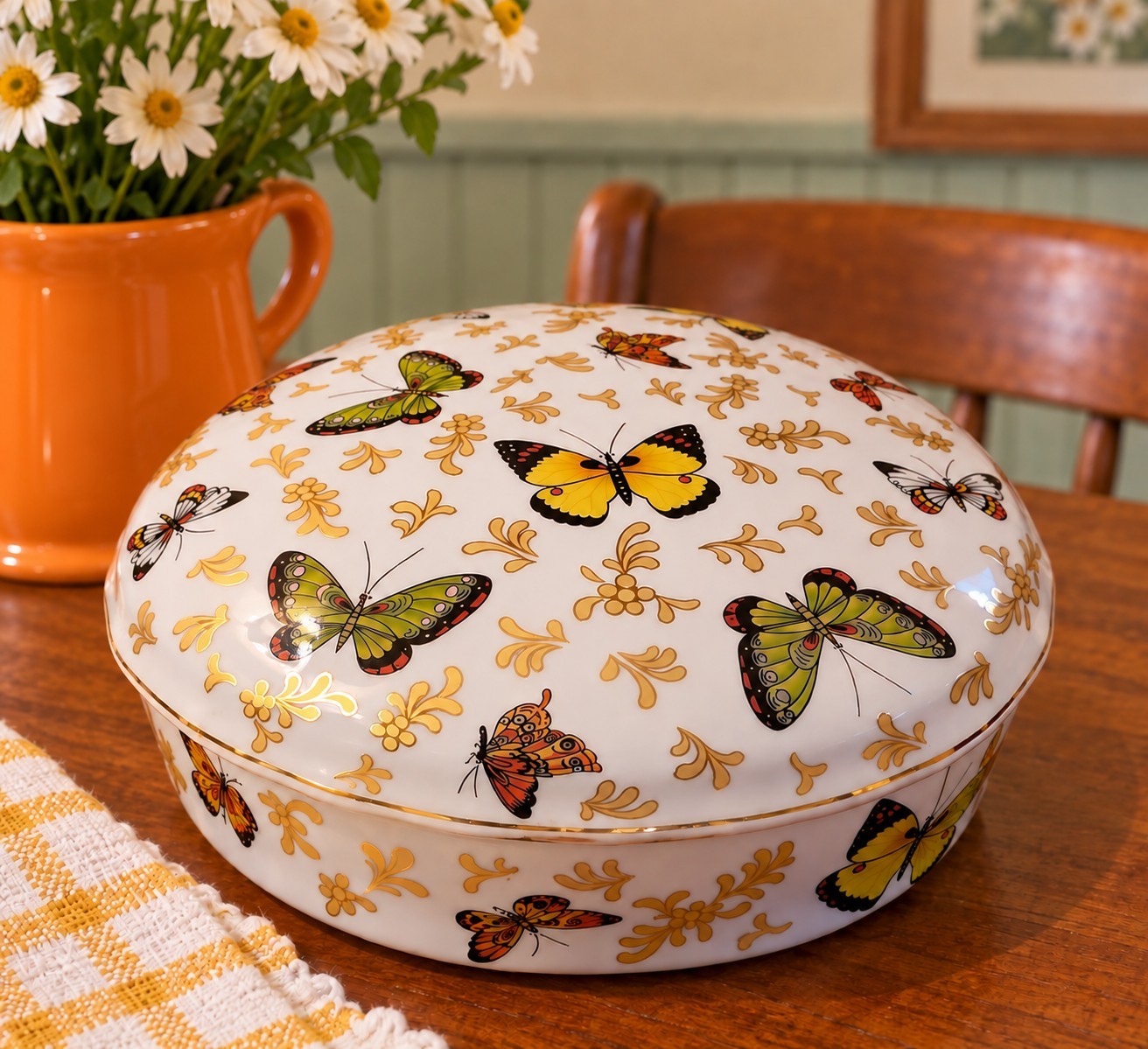 Butterfly Collection Container ~ Formalities by Baum Bros Porcelain Trinkets Butterfly Collection Container ~ Formalities by Baum Bros Porcelain Trinkets