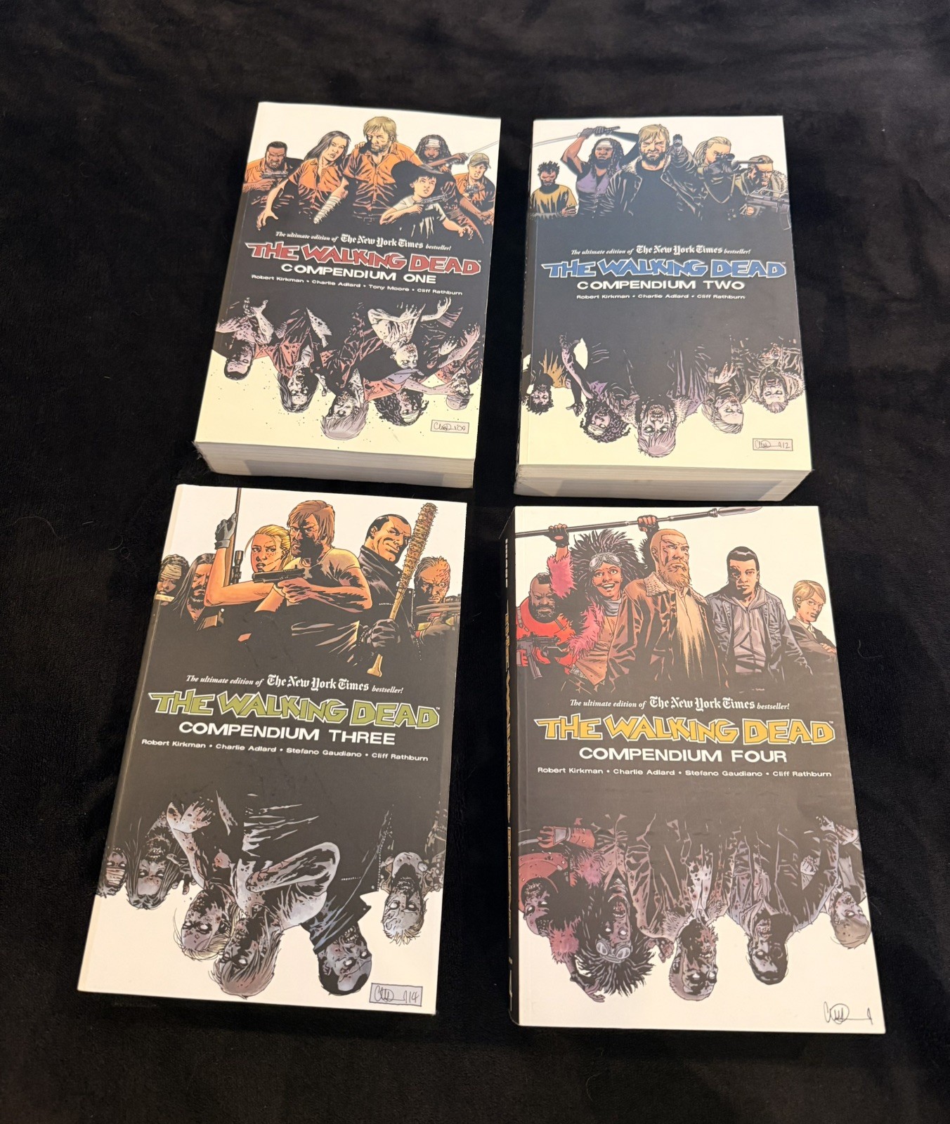 The Walking Dead Compendium Complete Series 1-4 Set Graphic Novels The Walking Dead Compendium Complete Series 1-4 Set Graphic Novels