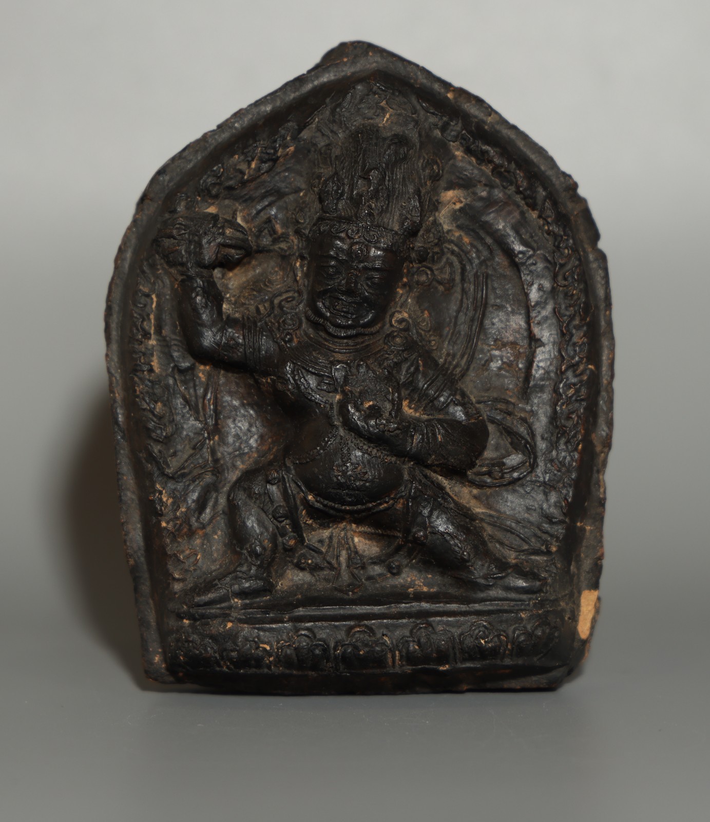 Real Tibet 1700s Old Painted Clay Tsa Tsa Buddha Statue Vajrapani Chakna Dorje