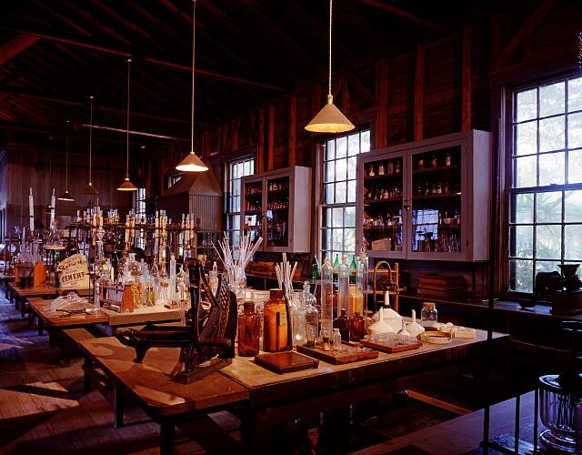 Photo:Fort Myers Florida Thomas Edison Seminole Lodge Laboratory 1980s