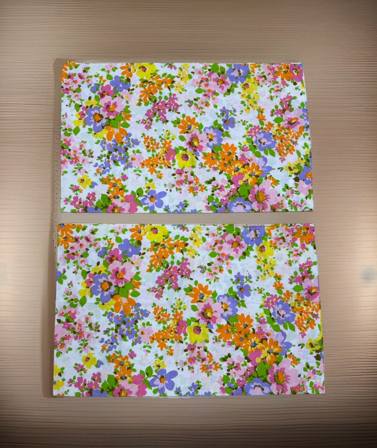 Vintage Springmaid Pillowcases Pair Floral 60s 70s Mod Flower USA Standard