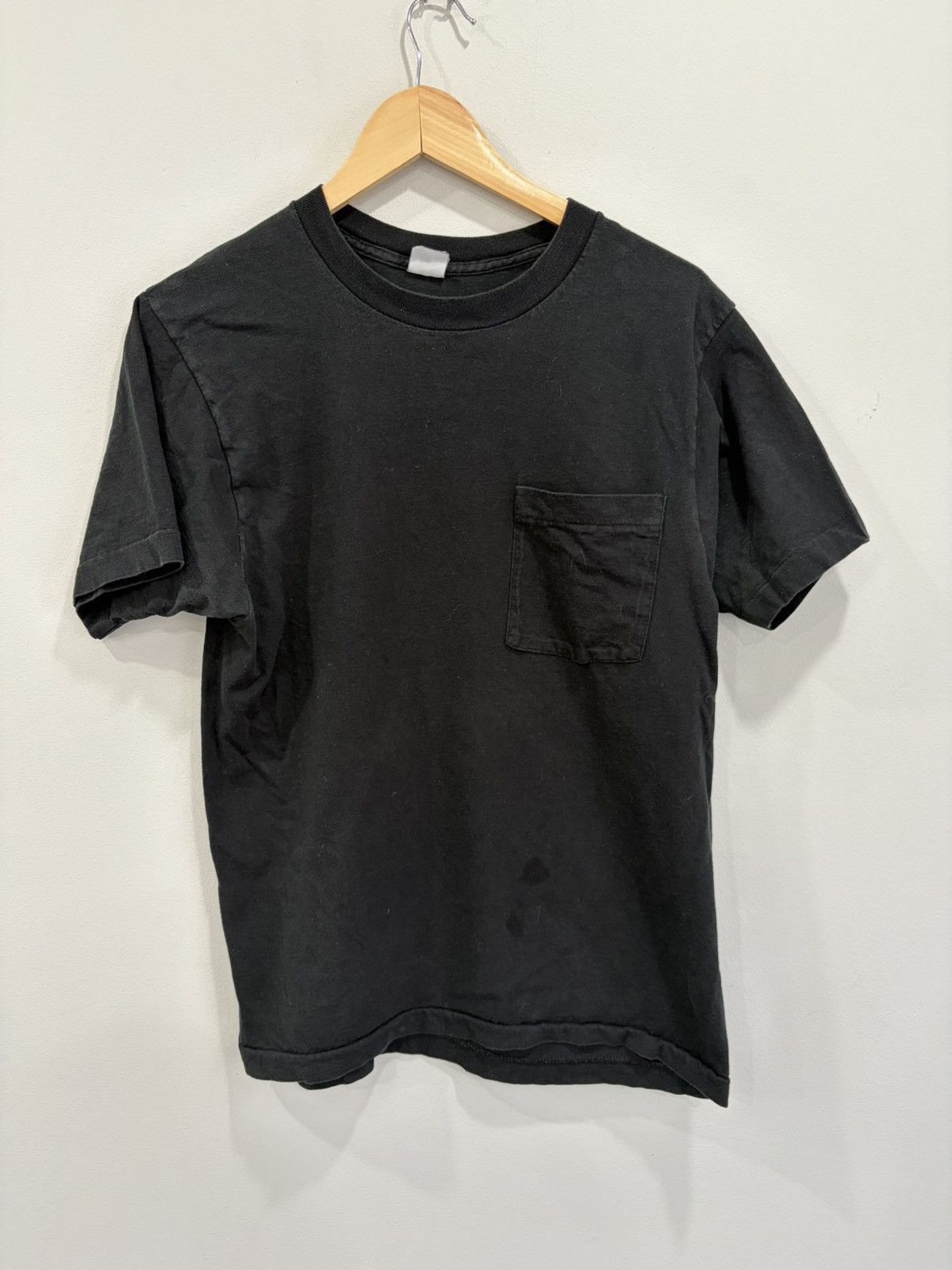 Vintage 90s Blank Pocket Tee Shirt grunge sun faded