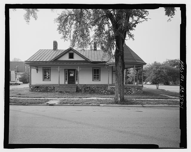 Photo:Tarboro North Carolina Hemby-Willoughby Funeral Home ca 1884 Cottage