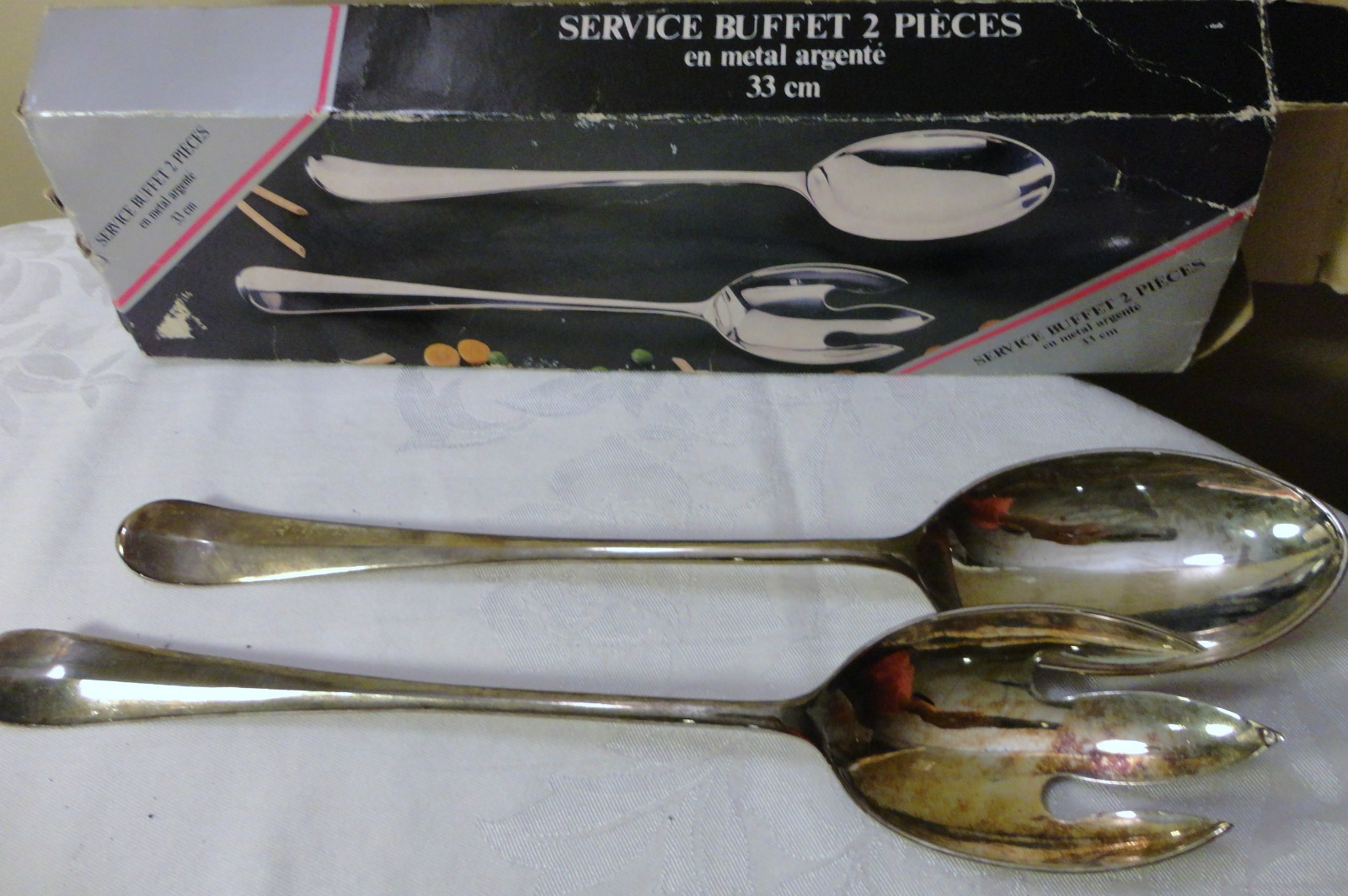 VINTAGE LUXURIOUS SILVERPLATE 2 PIECEC BUFFET SERVING SET 13\