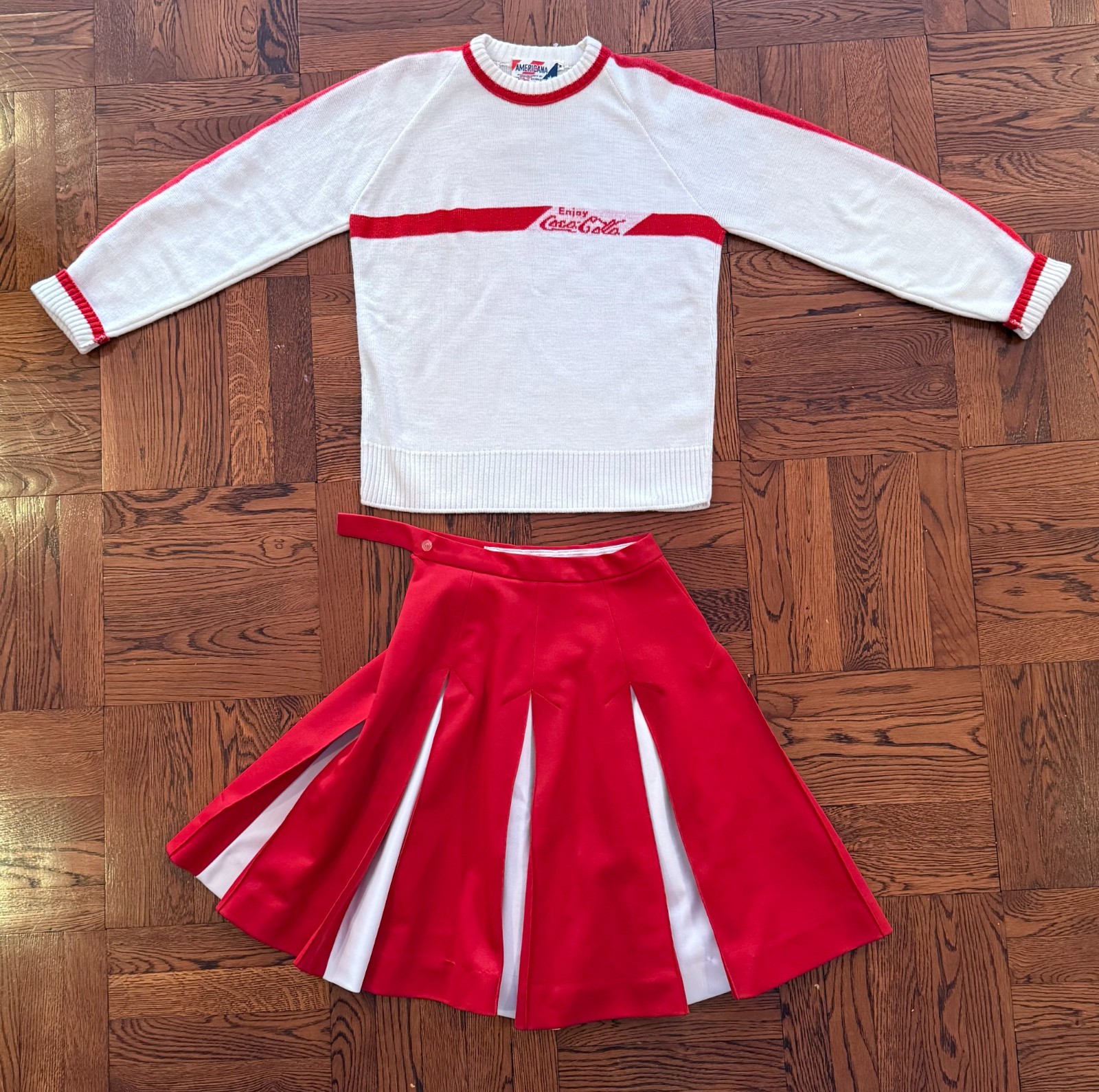 Vtg Cheerleader Set, embroider \ Vtg Cheerleader Set, embroider \