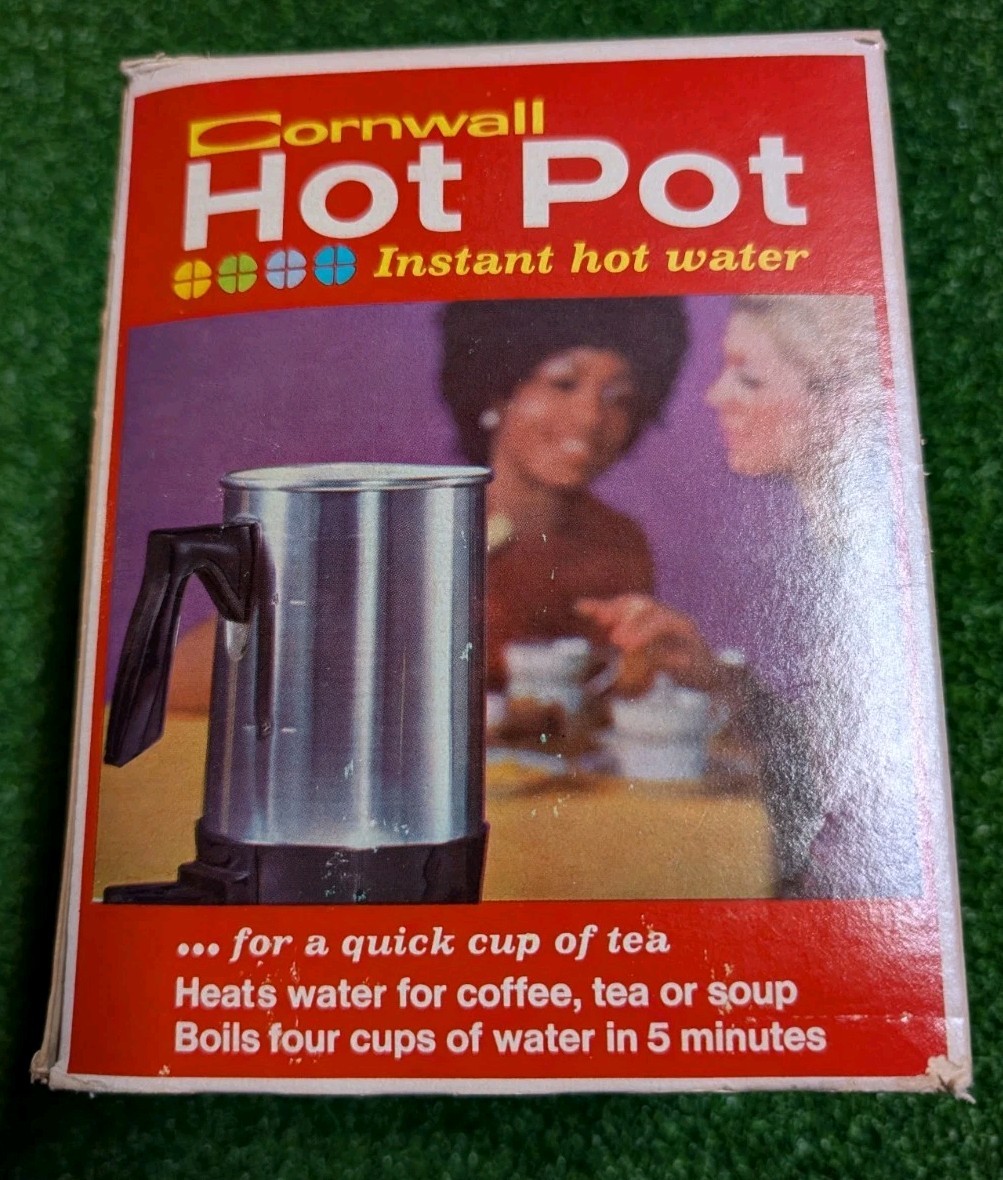 Vintage Cornwall Hot Pot 4 Cup Capacity, Heats water New Unused Rare 