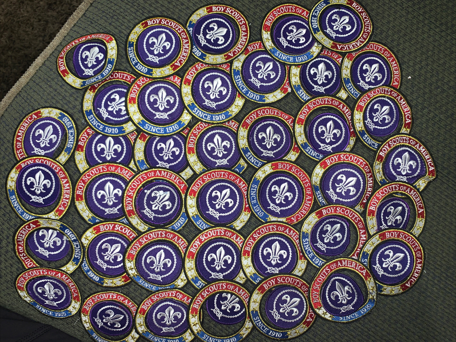 Cub Scout Boy Scout World Crest Ring Patch & International Badge See Description Cub Scout Boy Scout World Crest Ring Patch & International Badge See Description