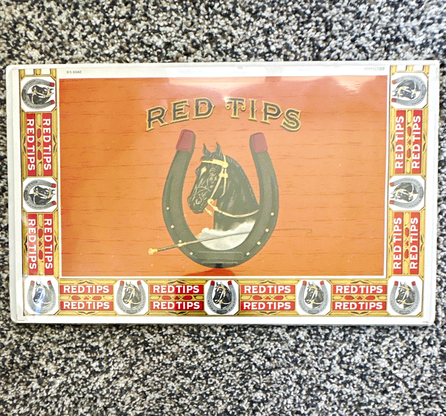 Red Tips Horse & Horseshoe Advertising Label, Brown/Red/Black/White vintage (15)