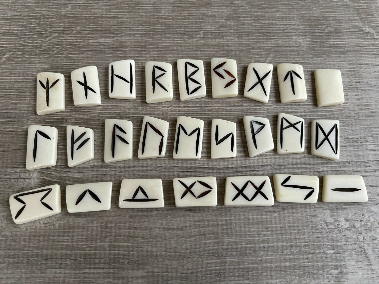 Set of 25 Bone Rune Stone, Elder Futhark,Meditation Gift