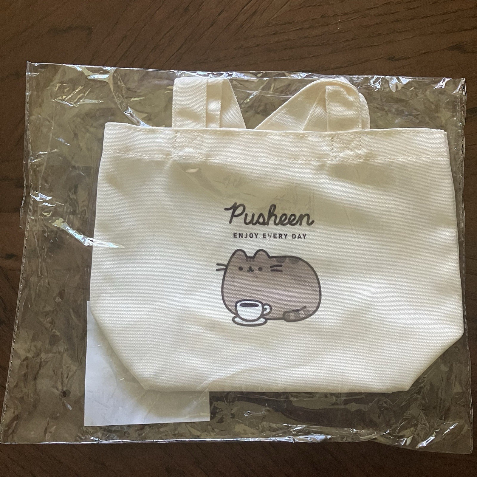 Ado x Pusheen POP UP Exclusive Mini Tote Bag 3