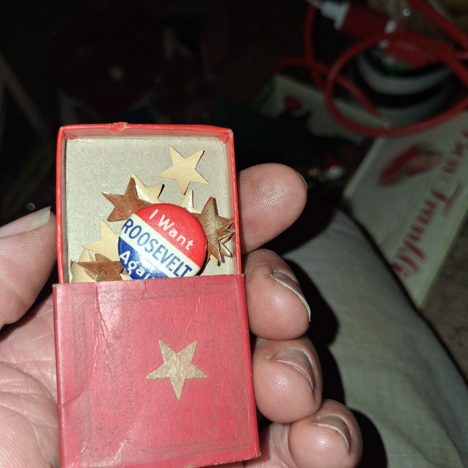 1940 Roosevelt Campaign Box  Button And Stars