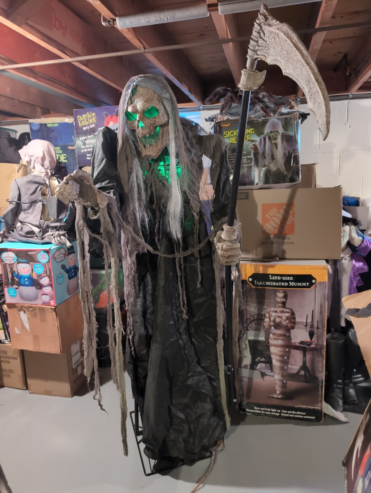 Spirit Halloween Sickening Reaper 2013 Animatronic Prop Decor Gemmy Morbid HTF Spirit Halloween Sickening Reaper 2013 Animatronic Prop Decor Gemmy Morbid HTF