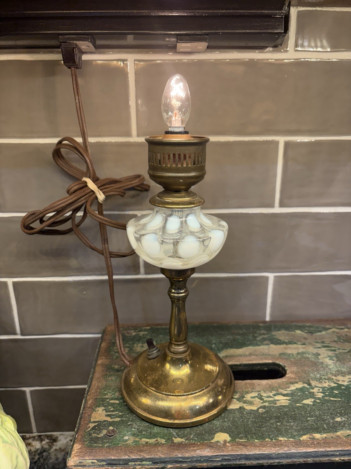 Vtg Rate Fenton Glass French Opalescent Dot Mcm Boudoir Lamp