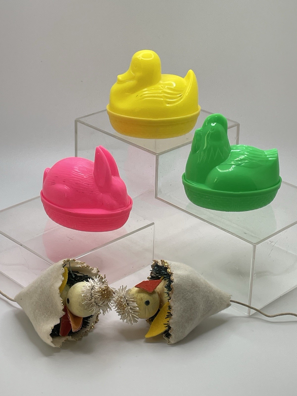 5 Lot Vintage Easter Spun Cotton Chicks Egg Picks & Hard Plastic Candy Container
