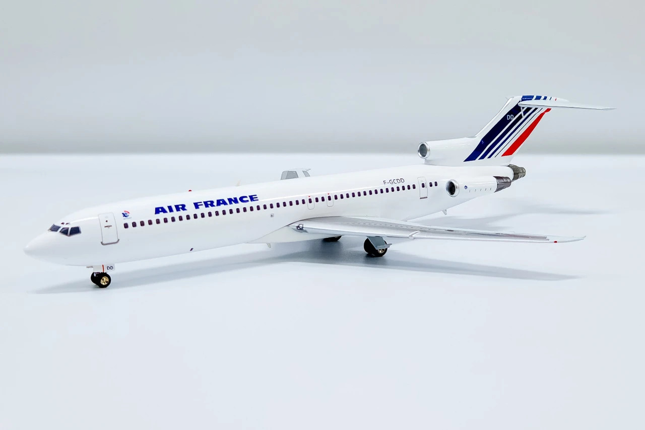 Air France Boeing 727-200 Reg: F-GCDD IF56268 1:200