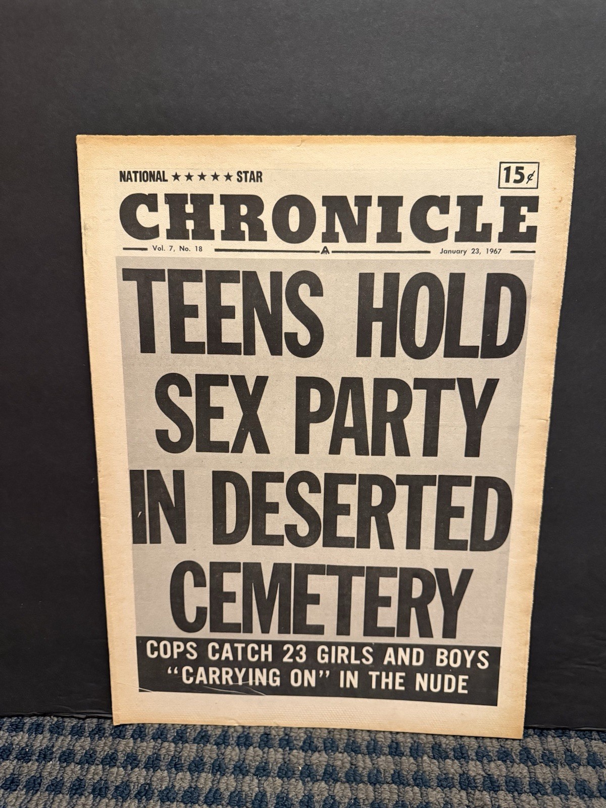 1967 National Star Chronicle Newspaper, Teens Hold Sex Party/Cemetery (VRN10R)-2