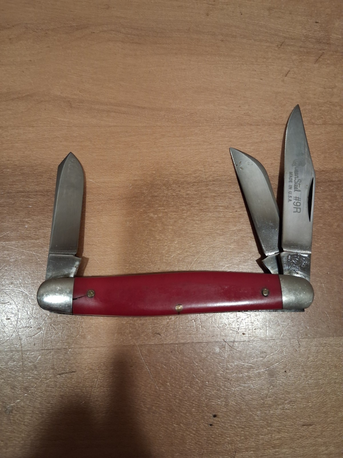 Vintage Queen Steel USA #9R 3 Blade Stockman Pocket Knife Red Handle