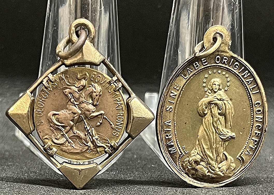 Italy Antique lot X 2 St. Victory 