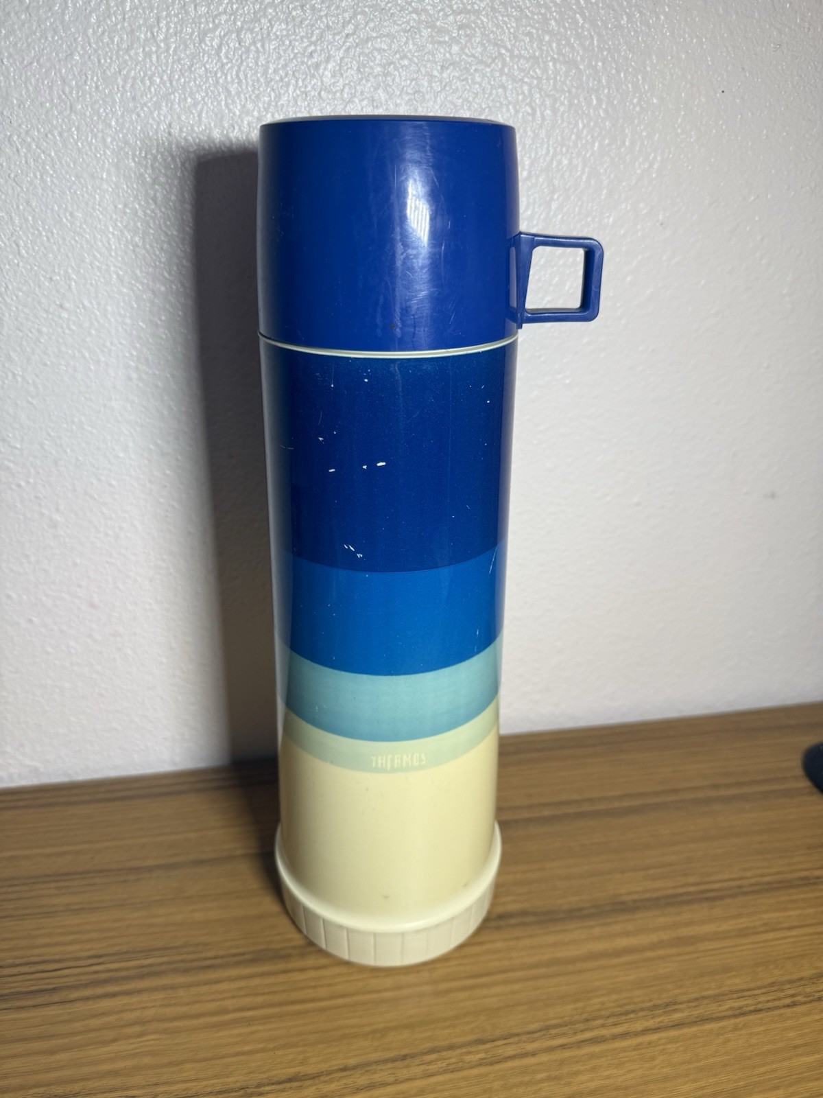 Vintage 1970's King Seeley Ombre Blue Thermos Insulated Vacuum Bottle 1qt (32oz)
