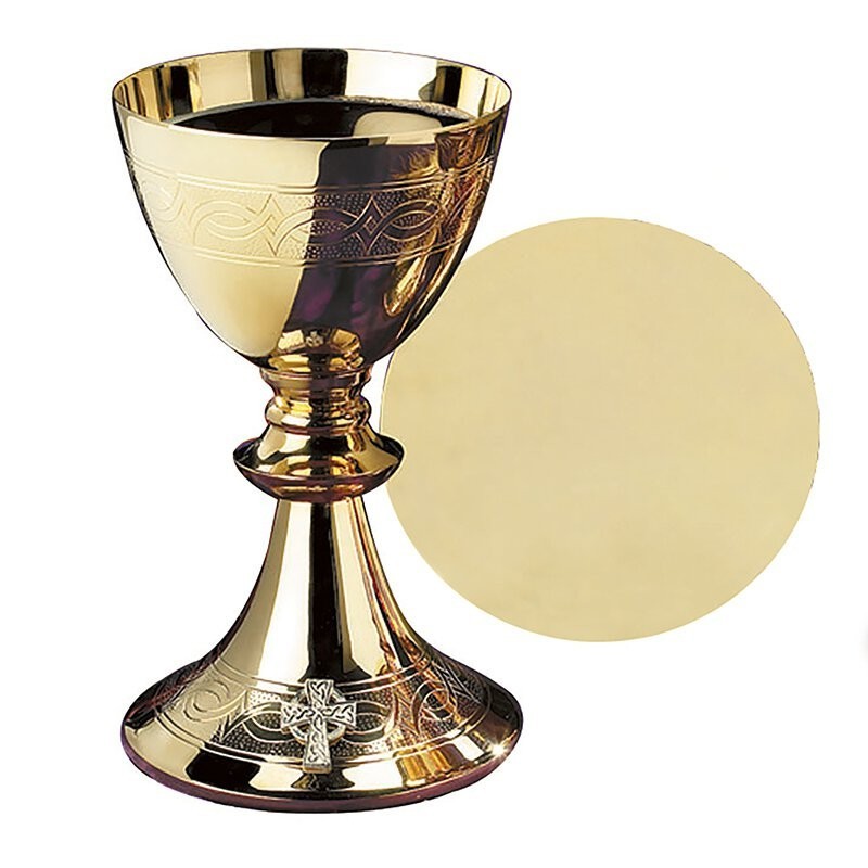 Etched Celtic Cross Chalice With Paten Brass Gold Plate Religious Collection Etched Celtic Cross Chalice With Paten Brass Gold Plate Religious Collection
