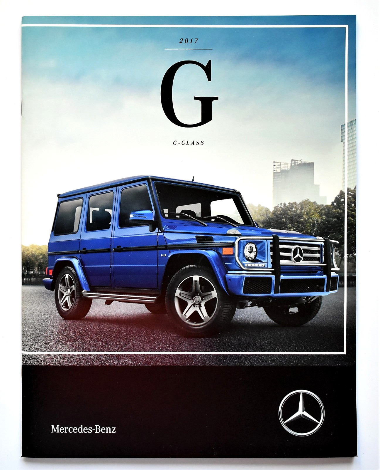 2017 MERCEDES G CLASS SALES BROCHURE CATALOG ~ 30 PAGES