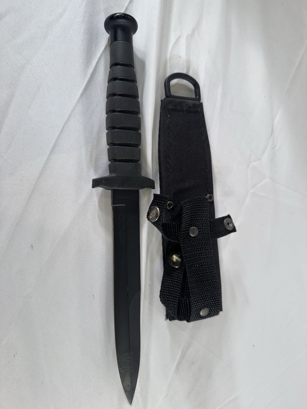 Tomahawk XL-321 Fixed Blade Knife Survival Hunting With Sheath  no box 