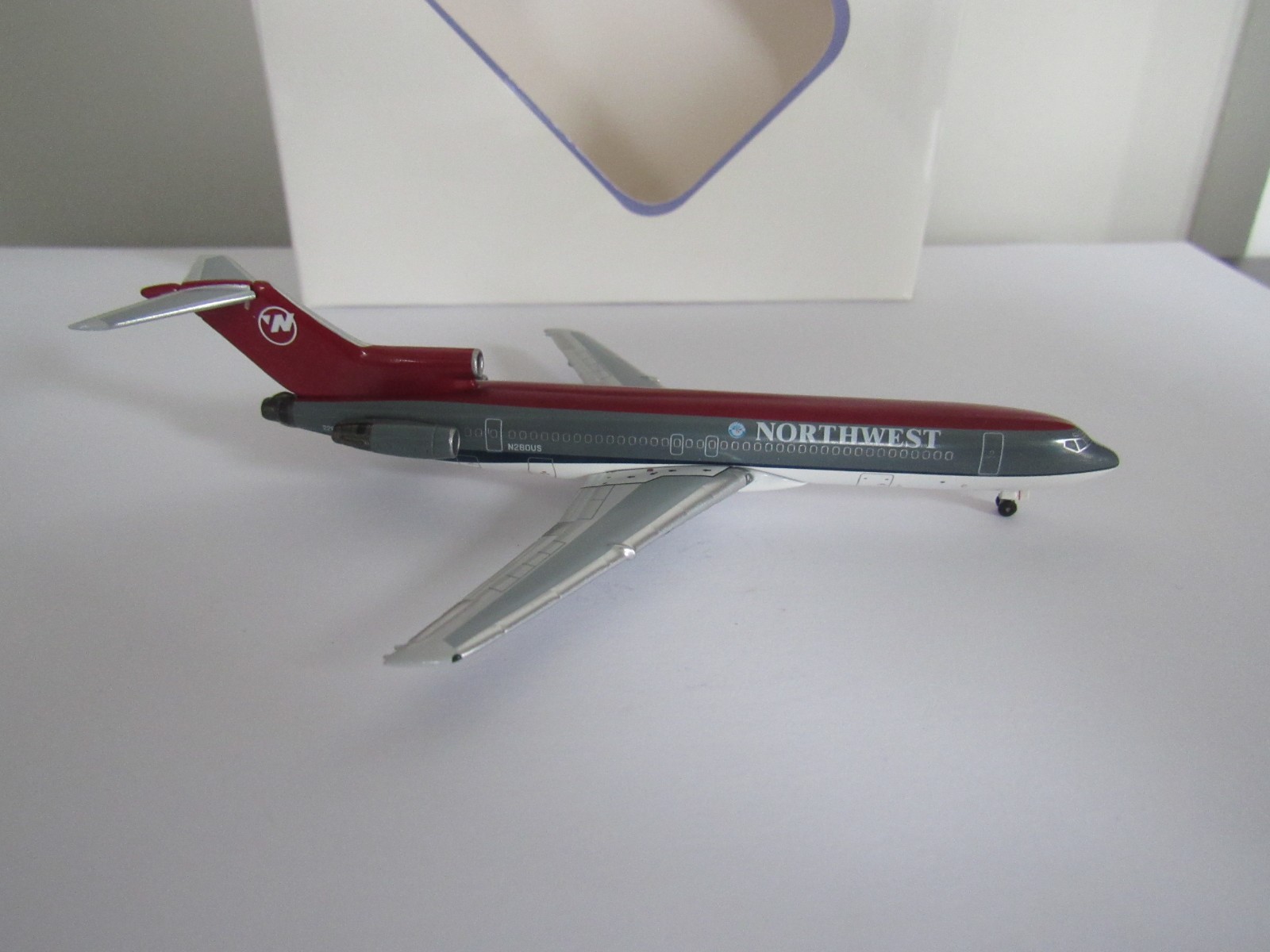 Aeroclassics Northwest 727-200 Diecast 1/400 Model N280US