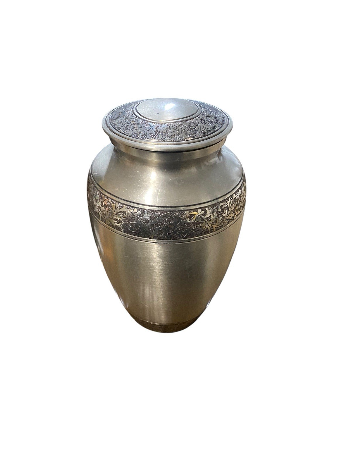 Silver Floral Finish Handcrafted Memorial Urn for Human Ashes (11 x 7\ Silver Floral Finish Handcrafted Memorial Urn for Human Ashes (11 x 7\