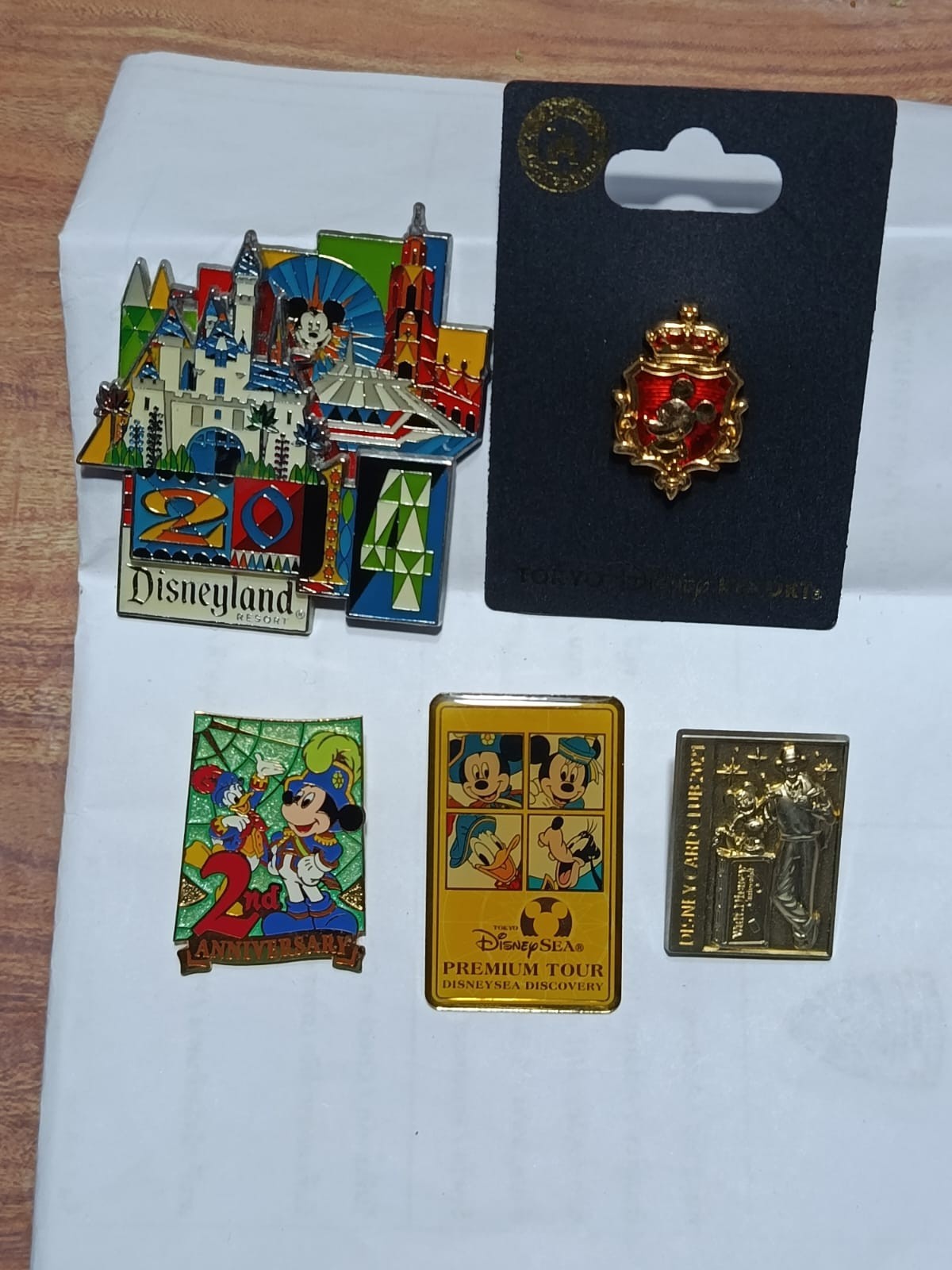 Disney Pins Lot Tokyo DisneySea 2nd Anniv Disney Card Club Walt Magnet 2014
