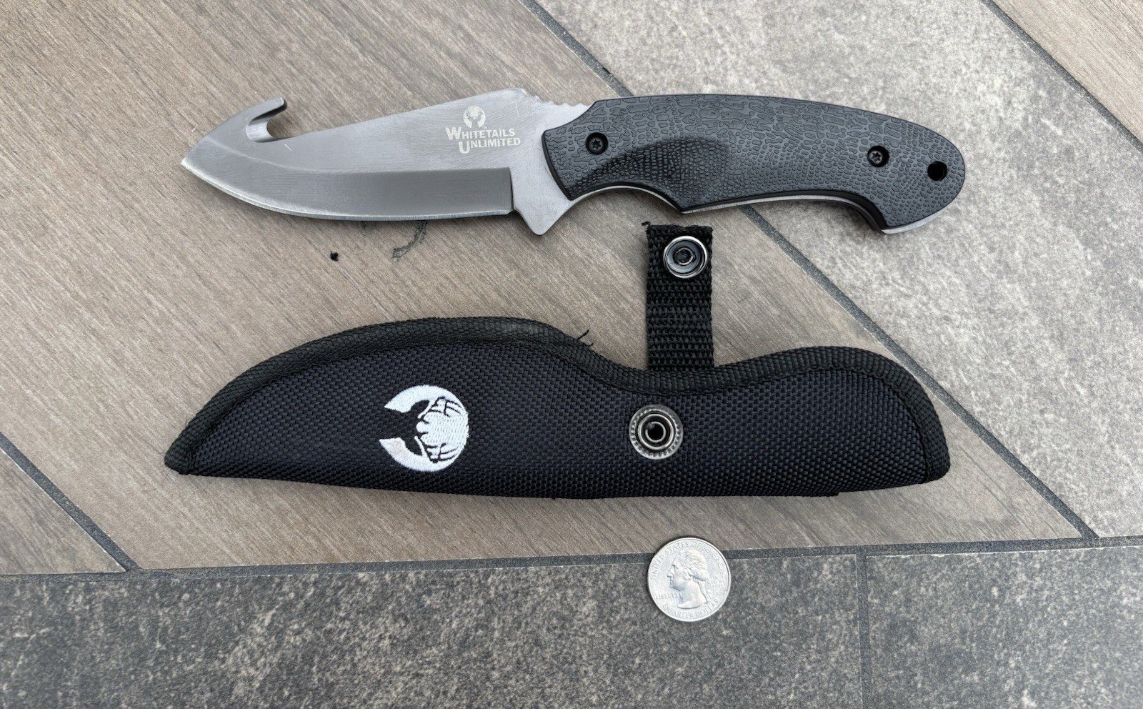 WHITETAILS UNLIMITED FIXED BLADE HUNTING KNIFE GUT HOOK Black HANDLE W / SHEATH