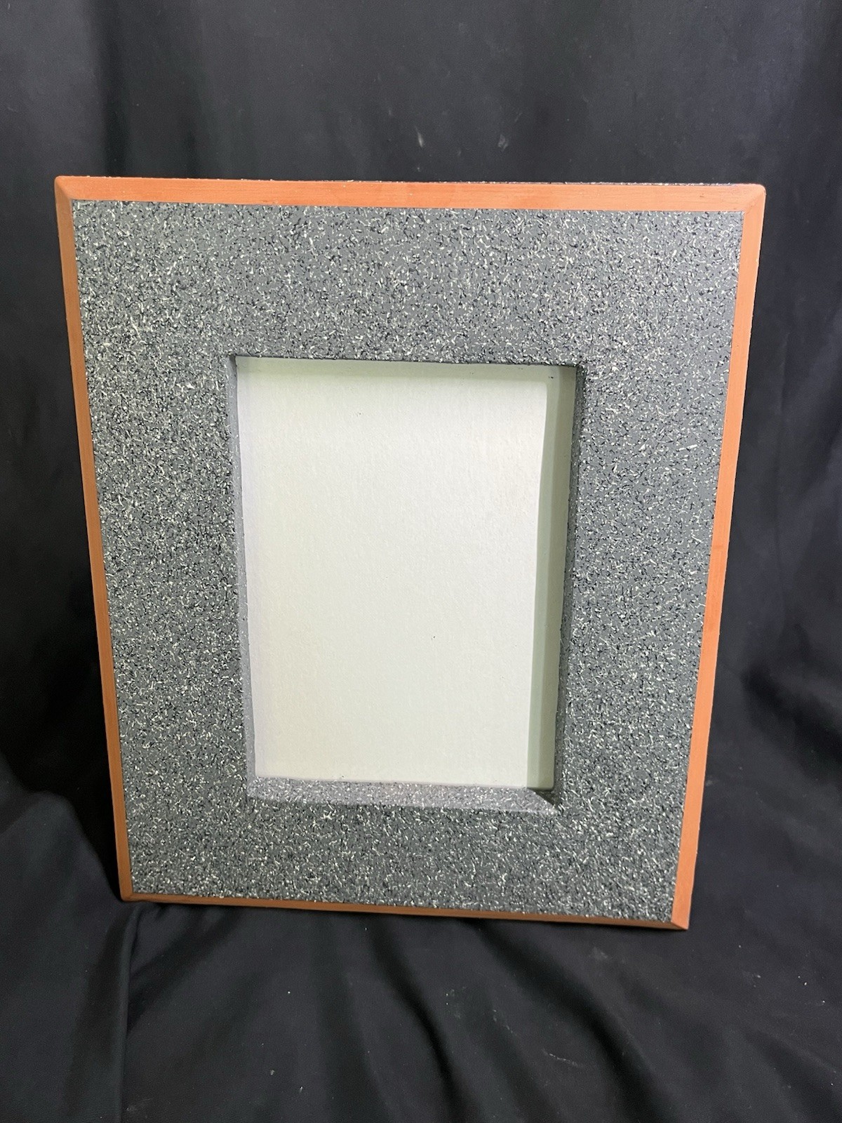 VTG 1991 CERAMIC DESIGN GROUP CAST STONEWARE 8 X 10” GRAY PICTURE FRAME SIGNED VTG 1991 CERAMIC DESIGN GROUP CAST STONEWARE 8 X 10” GRAY PICTURE FRAME SIGNED