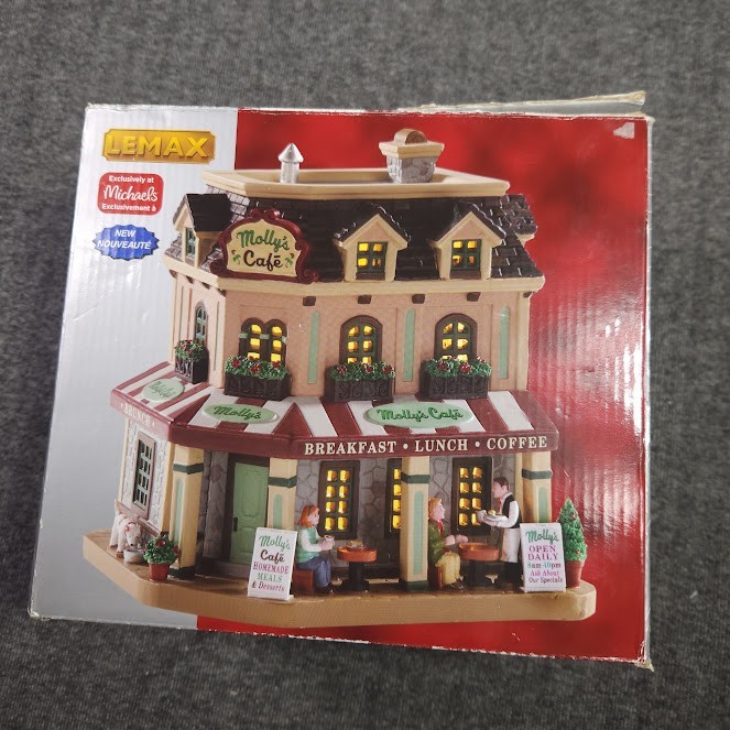 NEW Lemax Molly's Cafe Porcelain Lighted Building 05687 Village Collection 2020 NEW Lemax Molly's Cafe Porcelain Lighted Building 05687 Village Collection 2020