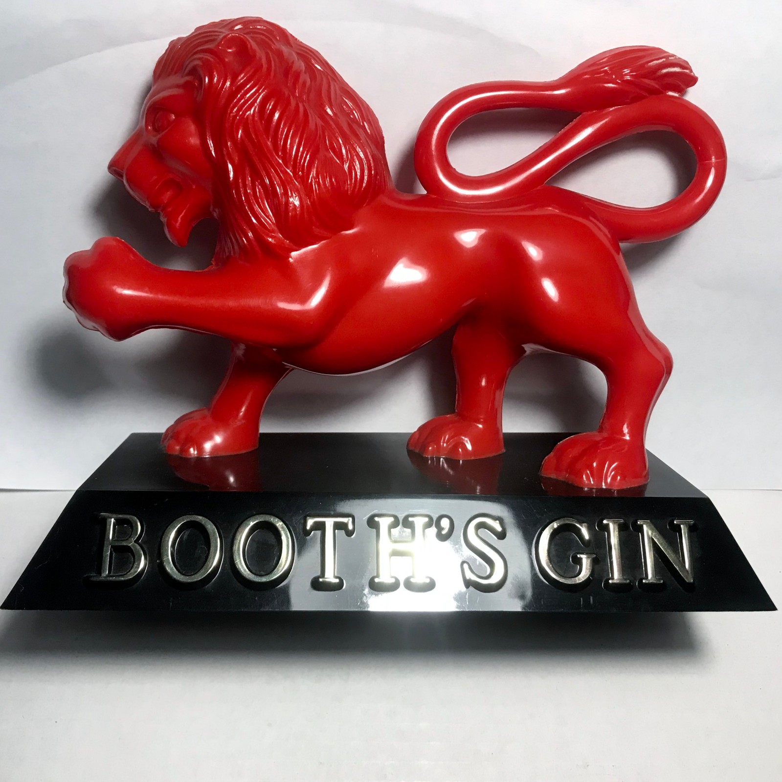 Vintage 1960\'s Booth\'s Gin Lion Bar Sign Display